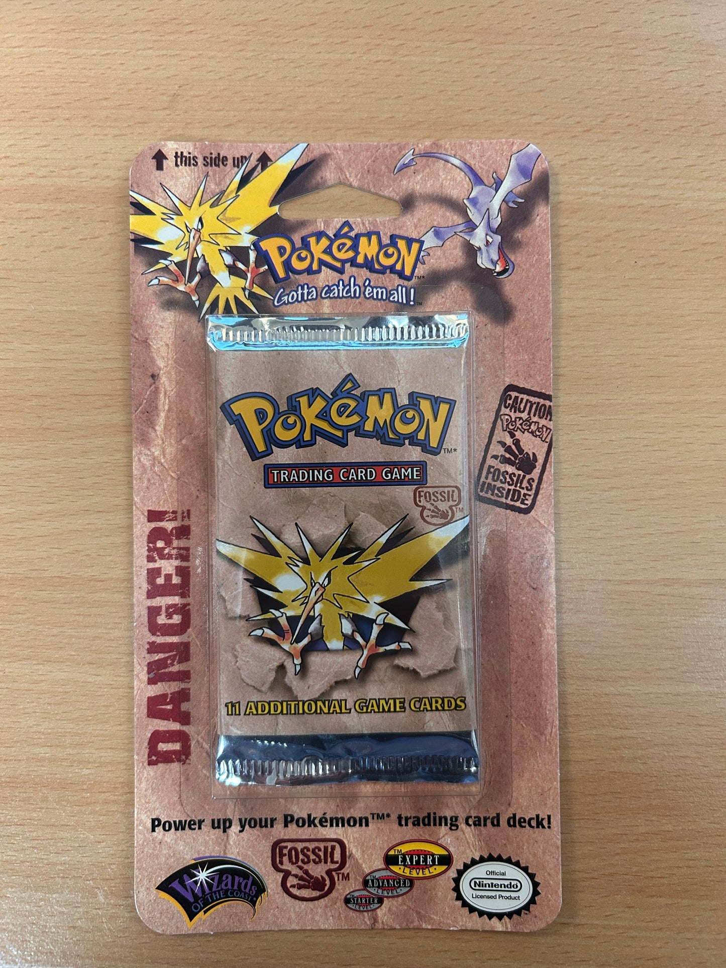 Pokemon Fossil Blister Booster Pack Zapdos (FRESH)